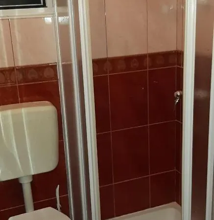 & Adamovic Ловречица